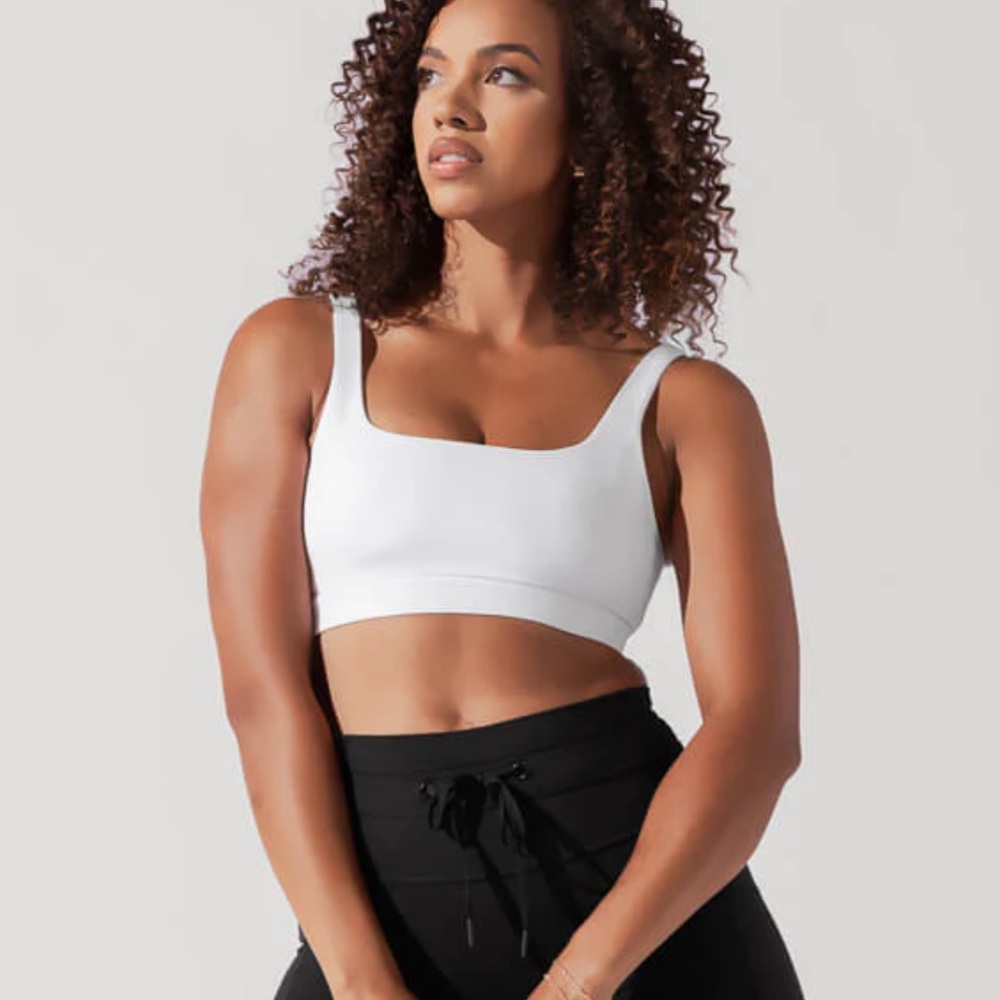 POPFLEX Cool White Tone Sports Bra